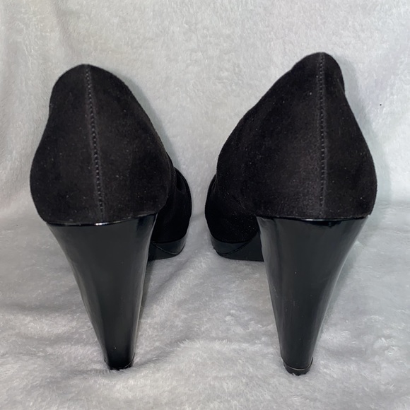Fioni black suede peep toe heels (size 11) - Picture 4 of 8